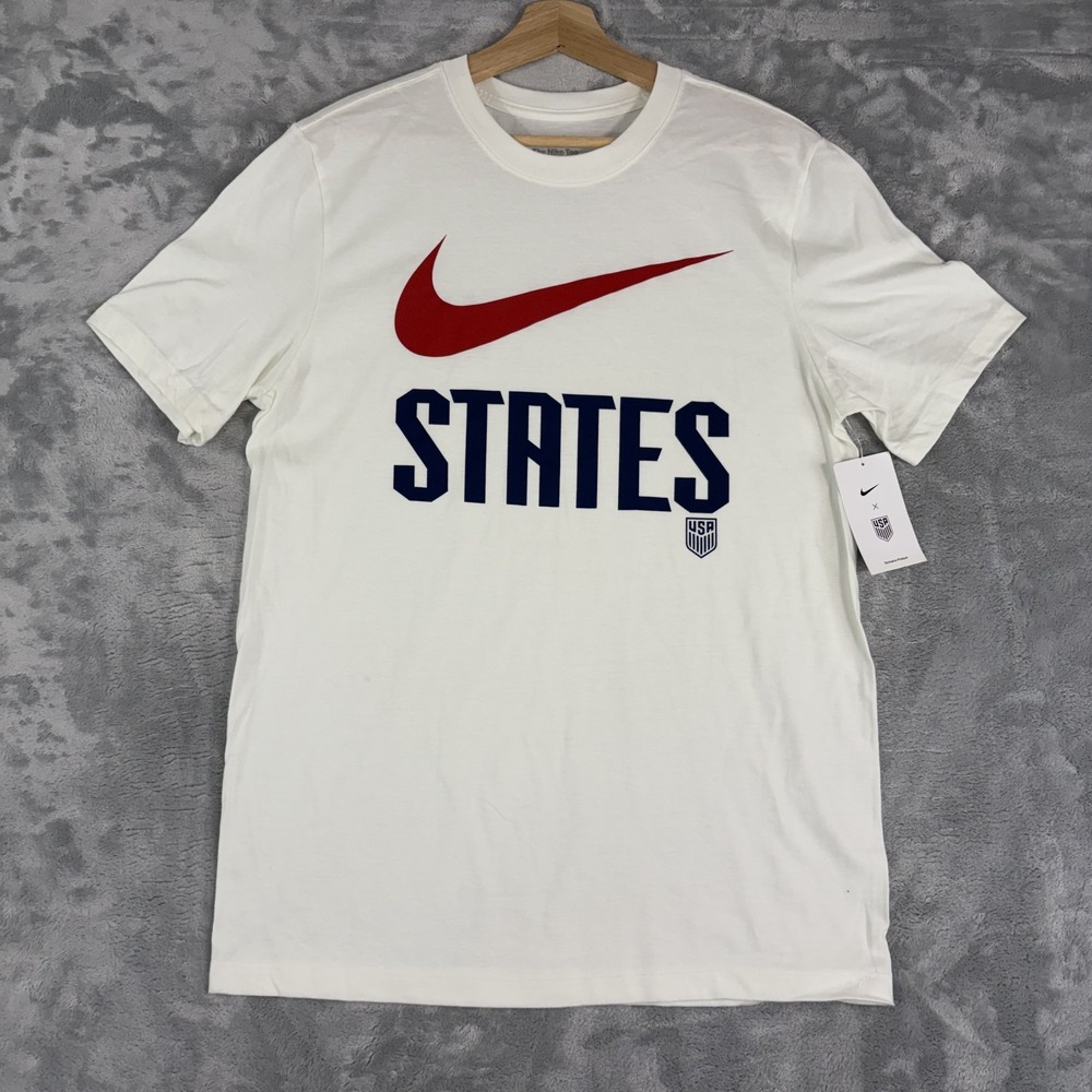 Nike USA Soccer 2026 World Cup Men's Medium Big Logo T-Shirt Sail NWT